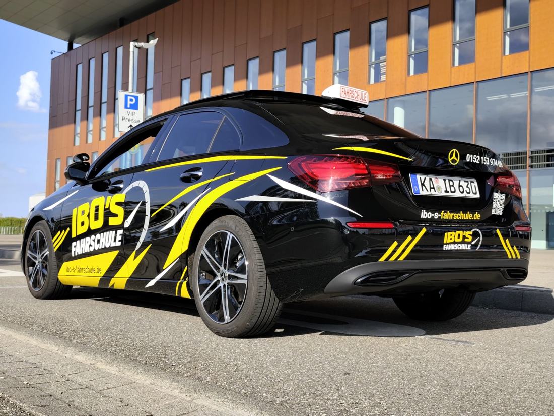 IBO's Fahrschule Fahrzeug